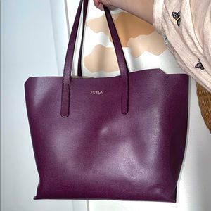 Furla Medium/Large Purple Leather Tote Bag